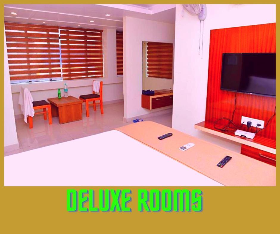 Hotel Milan Manor Port Blair Exterior photo