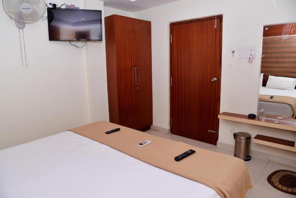 Hotel Milan Manor Port Blair Exterior photo